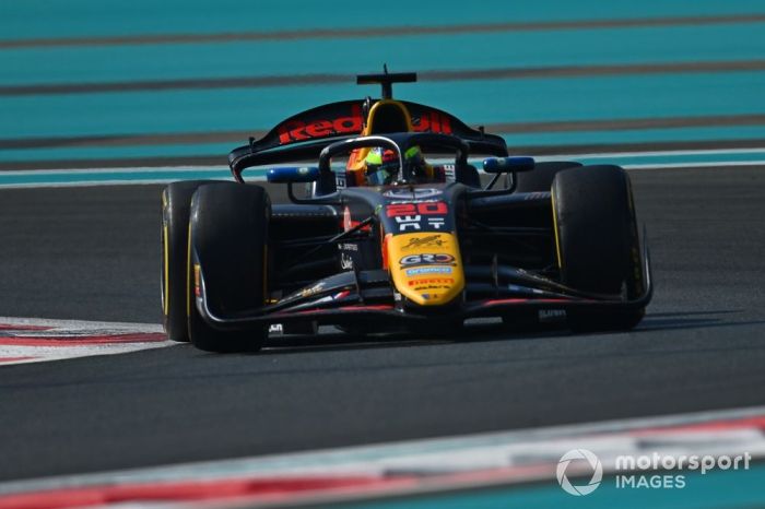 Estratégia de Hadjar para desafiar a posição de Tsunoda na F1