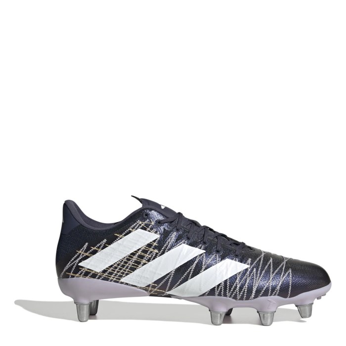 Should rugby boots be tight