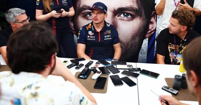 Nome falso Verstappen Nürburgring significado real