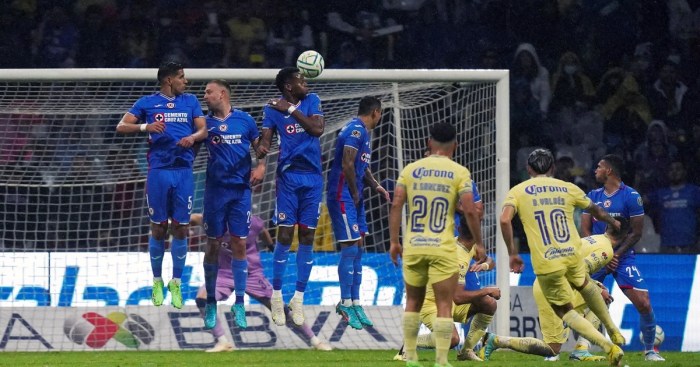 Error de Mier y otras historias que dejó el América vs. Cruz Azul