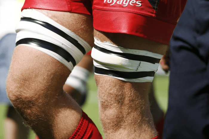 How do rugby players train?