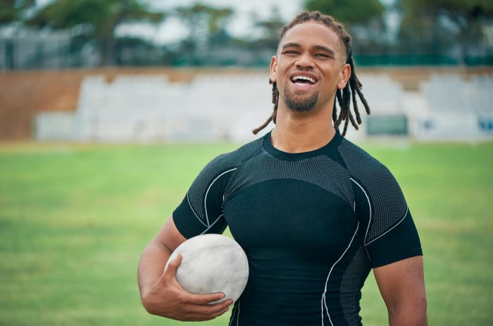Should rugby players wear helmets