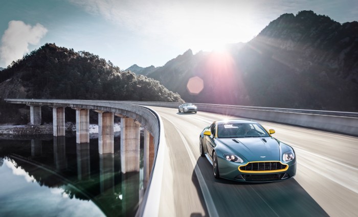 Repercussão da mídia na mudança da imagem de Aston Martin