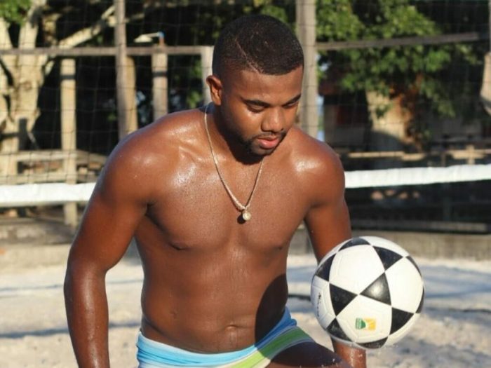 Pesquisa aprofundada sobre a data de nascimento de Davi Brito