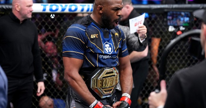 Jon Jones Wins His First Fight In 15 Months, Nabs Interim Light ...