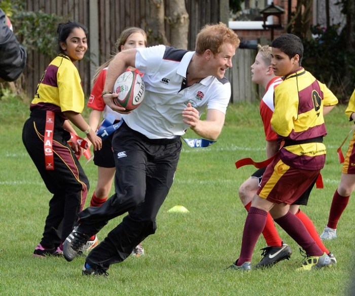 Prince Harry plays rugby in Manchester England Rugby’s All Schools ... Which country plays rugby?