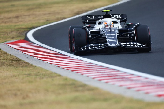 Competição entre Hadjar e Tsunoda na próxima temporada da F1