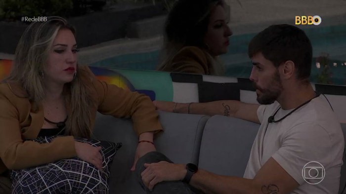 Amanda comenta relacionamento de Paulo e Bruna fora do Casamento às ... Amanda É Amiga De Bruno Ou Charles É Inimigo De Paulo