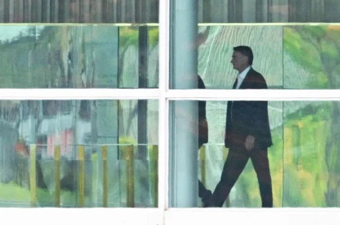Imprensa internacional repercute postura de Bolsonaro diante da ... Bolsonaro Hoje