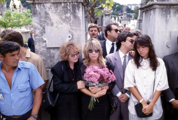 O segredo que Celina esconde de Odete Roitman vem à tona em cena ... O segredo que Celina esconde de Odete Roitman vem à tona em cena ...