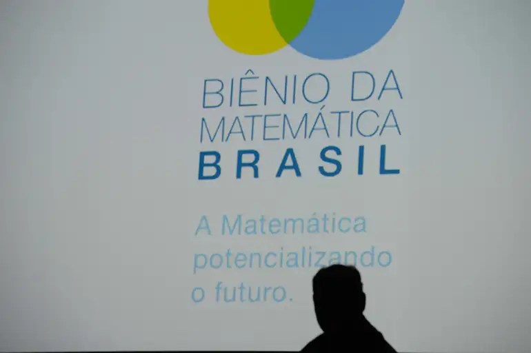 André Barbeiro desmistifica o aprendizado de Matemática - Vanguarda ... É Verdade Que A Matemática Vai Ser Proibida Aqui No Brasil