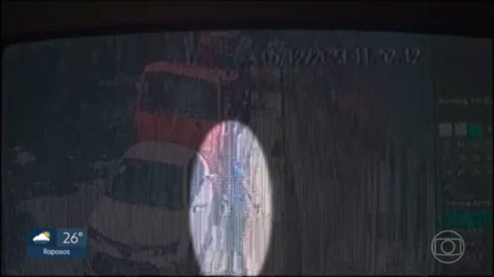Vídeo: Polícia investiga morte de homem dentro de carro no bairro ... Homem Morto Em Interlagos