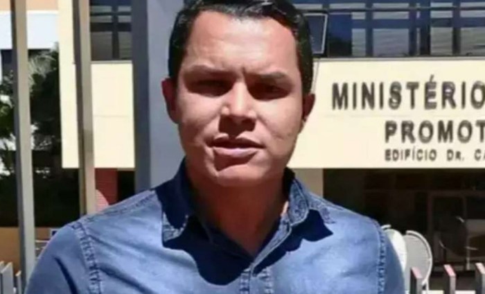 Jornalista é encontrado morto dentro de casa Jornalista é encontrado morto dentro de casa