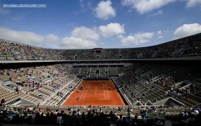 Fotos de partidos de segunda ronda del torneo de tenis Abierto de Wuhan ... Torneo de tenis Abierto de Francia: partido de semifinal de individuales masculinos