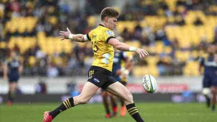Rugby grabbing grabs crotch viral genitals Rugby grabbing grabs crotch viral genitals