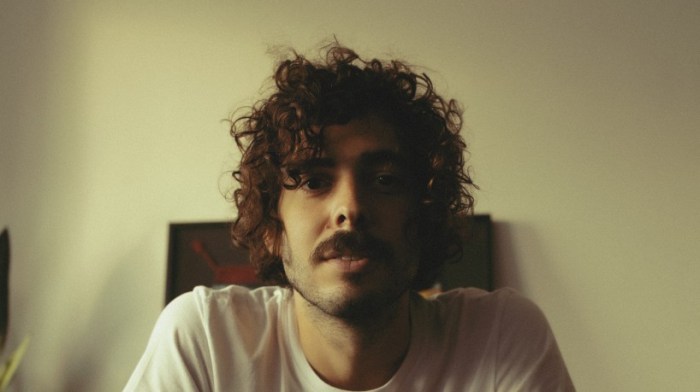 Rafa Martins vislumbra outro horizonte musical no primeiro álbum solo ... Rafa Martins Twitter