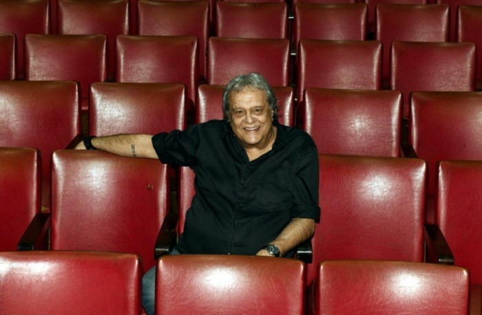 O ator e diretor Dennis Carvalho - 28/12/2022 - Ilustrada - Fotografia ... Idade De Denis Carvalho