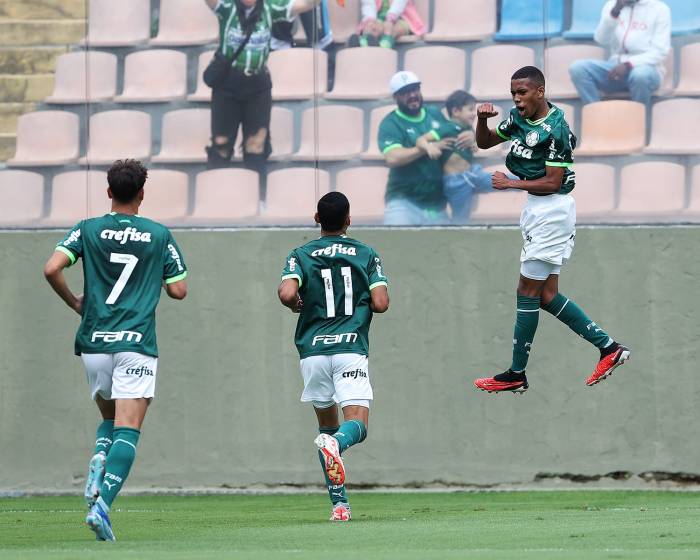 Palmeiras vence o São Paulo no sub 17 e conquista o Brasileiro sub 17 ... Palmeiras vence o São Paulo no sub 17 e conquista o Brasileiro sub 17 ...