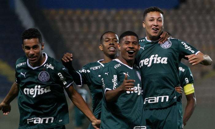 Verdão Sub-17 recebe Chapecoense na Academia de Futebol 2 pelo ... Verdão Sub-17 recebe Chapecoense na Academia de Futebol 2 pelo ...