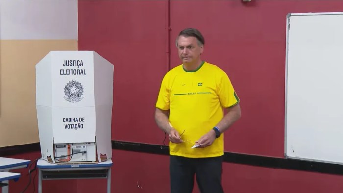 Após votar, Bolsonaro demonstra otimismo: “expectativa é de vitória ... Bolsonaro Hoje