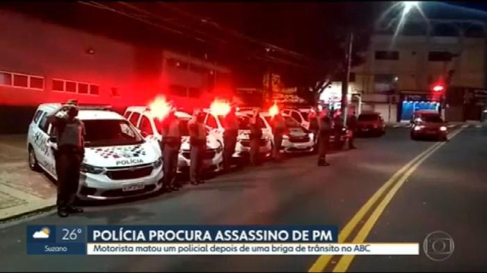 Vídeo: Polícia busca homem que matou PM em briga de trânsito e fugiu a ... Vídeo: Polícia busca homem que matou PM em briga de trânsito e fugiu a ...