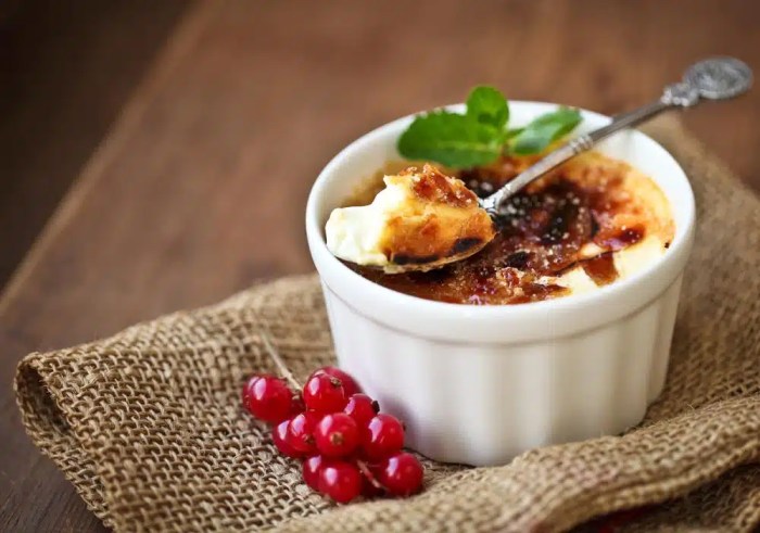Creme brulee: receita tradicional em 4 etapas - Licorices Creme brulee: receita tradicional em 4 etapas - Licorices