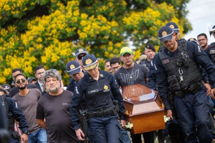 Por medo, pais não queriam que policial morto por colega fosse PM ... Por medo, pais não queriam que policial morto por colega fosse PM ...