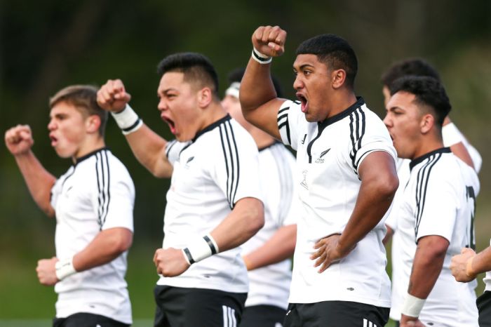 Are rugby players stronger than football players?