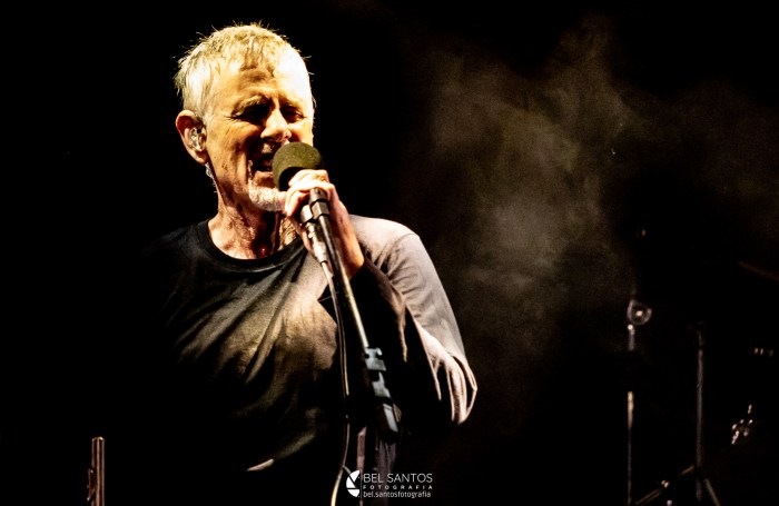 Ritchie celebra 40 anos de menina veneno em Curitiba - VR News Ritchie celebra 40 anos de menina veneno em Curitiba - VR News