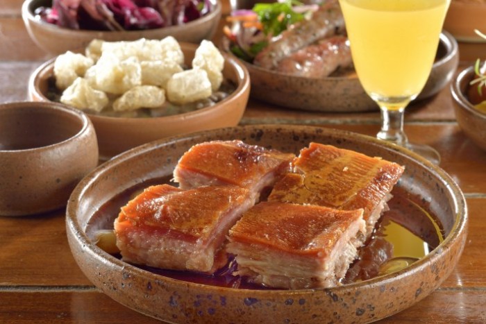 Casa do Porco: quanto custa e o que comer no melhor restaurante ... A Casa Do Porco
