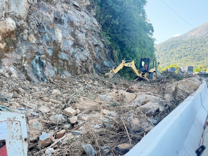 Obras de recuperação da BR-277 entram na fase de contenção definitiva ... Obras de recuperação da BR-277 entram na fase de contenção definitiva ...