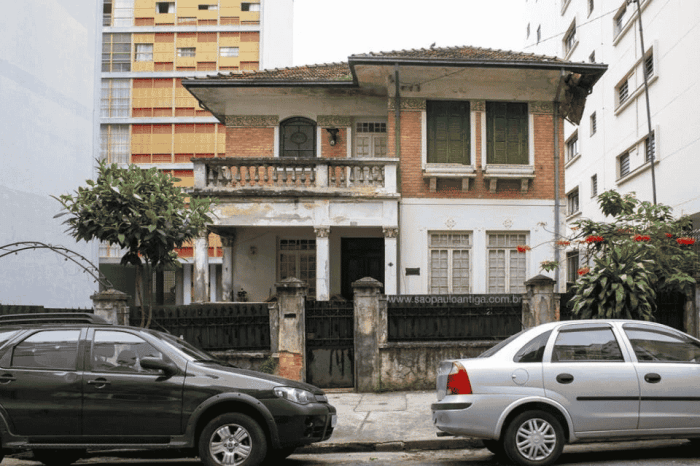 A mulher da casa abandonada | Entenda por que esse podcast é genial A Mulher Da Casa Abandonada