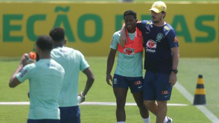 ONDE VAI PASSAR O JOGO DO BRASIL HOJE? A que horas joga a SELEÇÃO ... Que Horas A Seleção Brasileira Joga Hoje