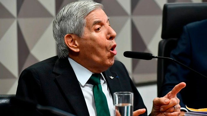 URGENTE: General Heleno dá desculpa esfarrapada e se recusa a depor na ... URGENTE: General Heleno dá desculpa esfarrapada e se recusa a depor na ...