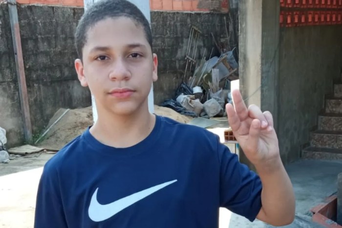 Adolescente de 13 anos morre após ser agredido pelas costas por dois ... Adolescente De 17 Anos Morre Na Grande São Paulo Após Comer Bolo Que Recebeu Junto Com Bilhete Anônimo