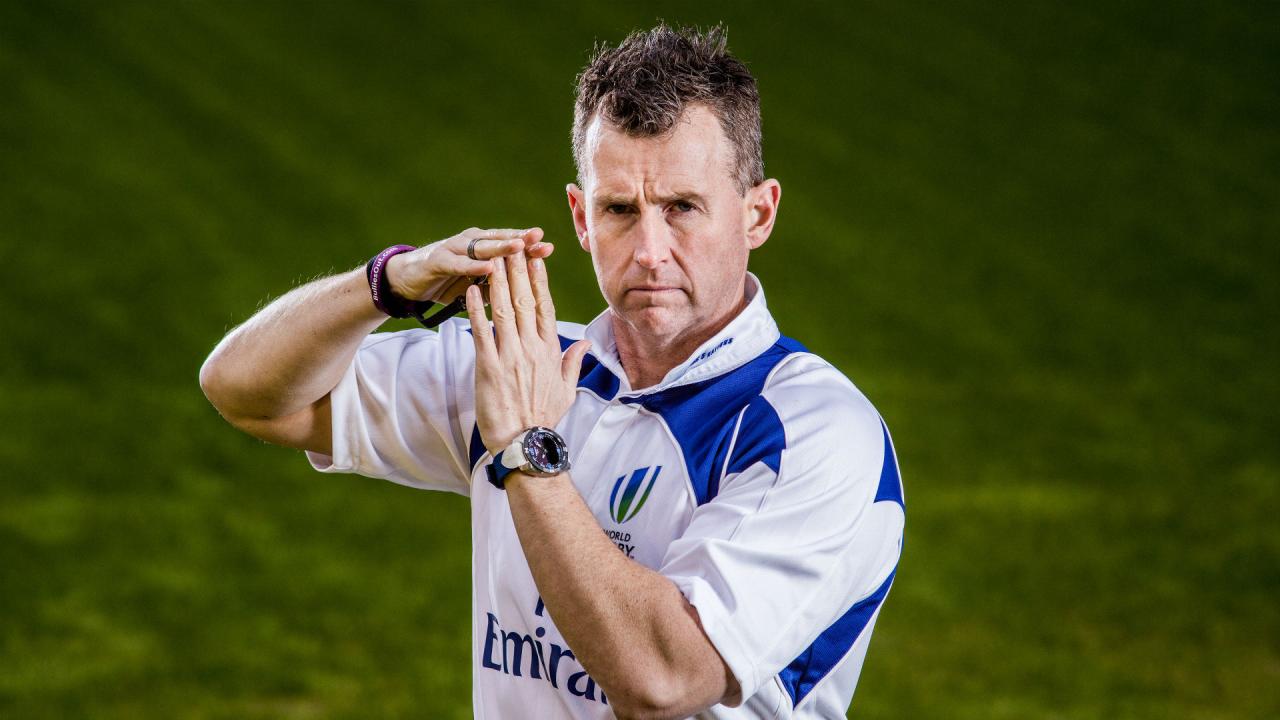 Do rugby players call the referee sir?