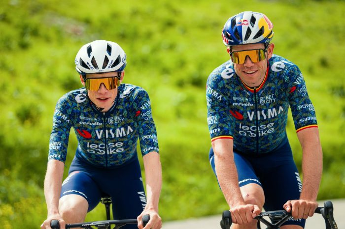 Maillot Visma Lease a Bike Tour de France : Hommage à la Renaissance Maillot Visma Lease a Bike Tour de France : Hommage à la Renaissance