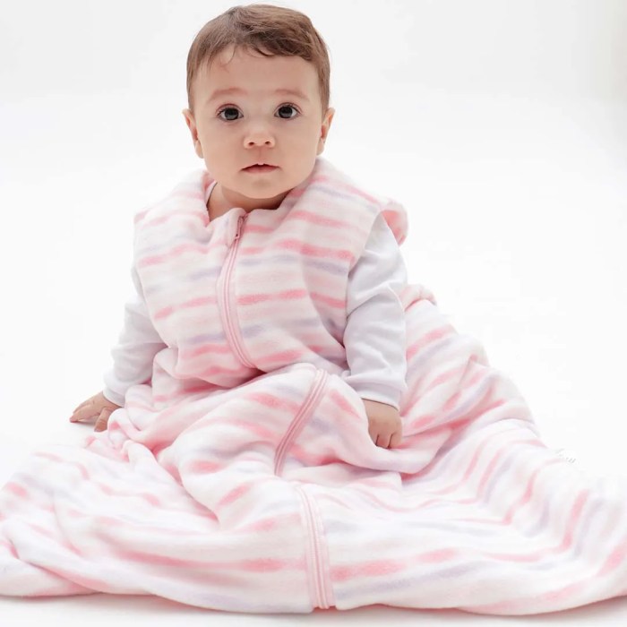 Saco de Dormir Casulo de Bebê Soft Inverno 6 - 12 meses LISTRAS ROSAS Saco de Dormir Casulo de Bebê Soft Inverno 6 - 12 meses LISTRAS ROSAS