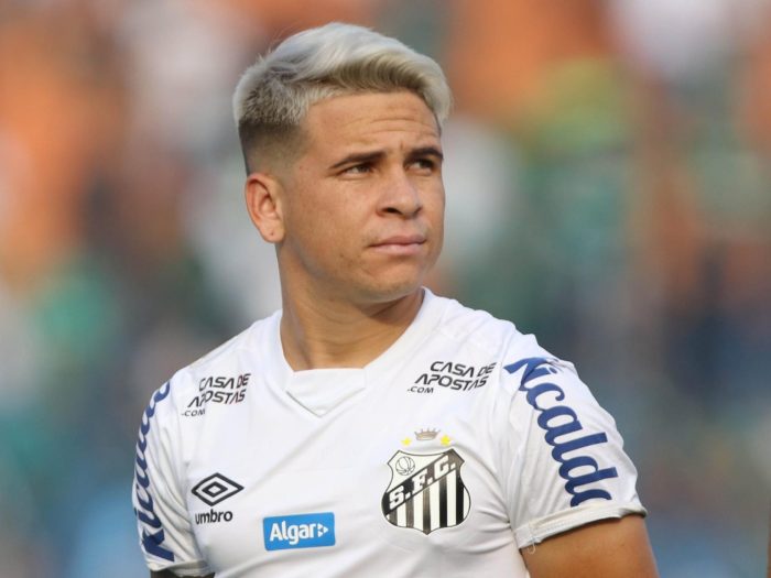 Soteldo revela qual clube gostaria de jogar na Europa e se incomoda com ... Soteldo Idade
