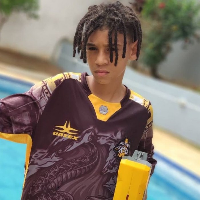 MC Xangai - Hoje em Dia É Difícil Encontrar lyrics MC Xangai - Hoje em Dia É Difícil Encontrar lyrics