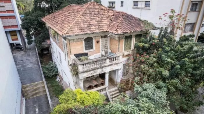 Mulher é condenada por incendiar casa da ex-cunhada em Campo Grande - RCN67 A Mulher Da Casa Abandonada