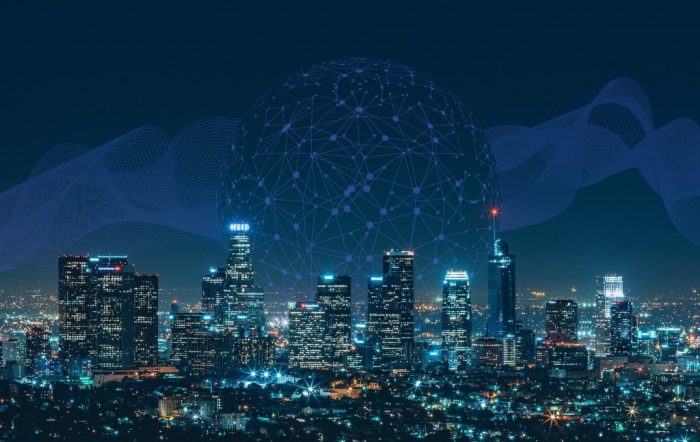 Comparação entre a cidade e outras áreas com foco em qualidade de vida e tecnologia