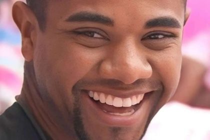 Confirmar a data de nascimento real de Davi Brito