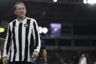 Cristiano Ronaldo no Botafogo? Renato Paiva brinca e se refere a Textor: “Pergunta deve ser feita em outra língua”
