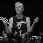 Influência do josh freese na formação musical dos foo fighters