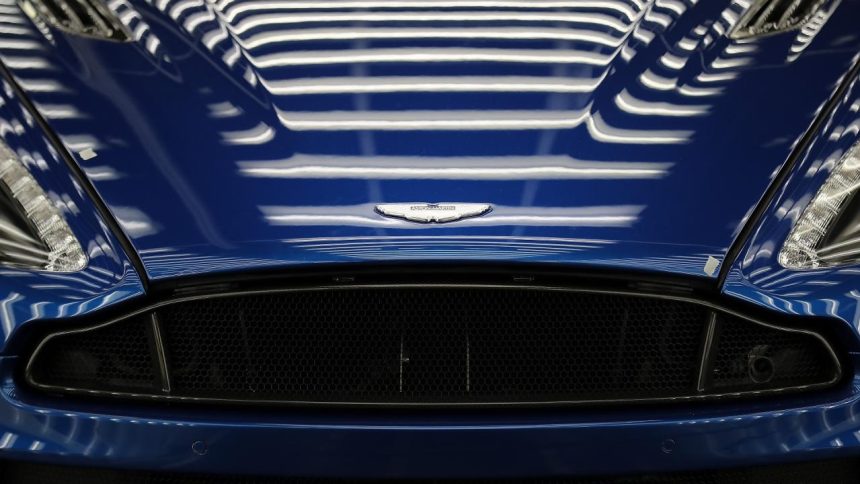 Estratégia de marketing Aston Martin para o sucesso recente