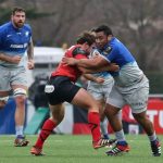 Do rugby players wear shoulder pads