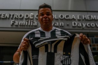 Quantos gols Pelé fez? Relembre os mais marcantes e a polêmica na ...