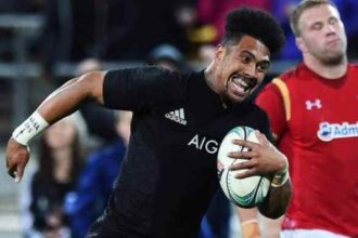 Why don t rugby wear helmets?