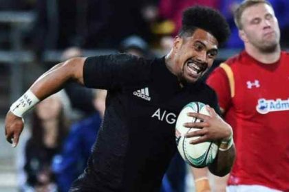 Why don t rugby wear helmets?